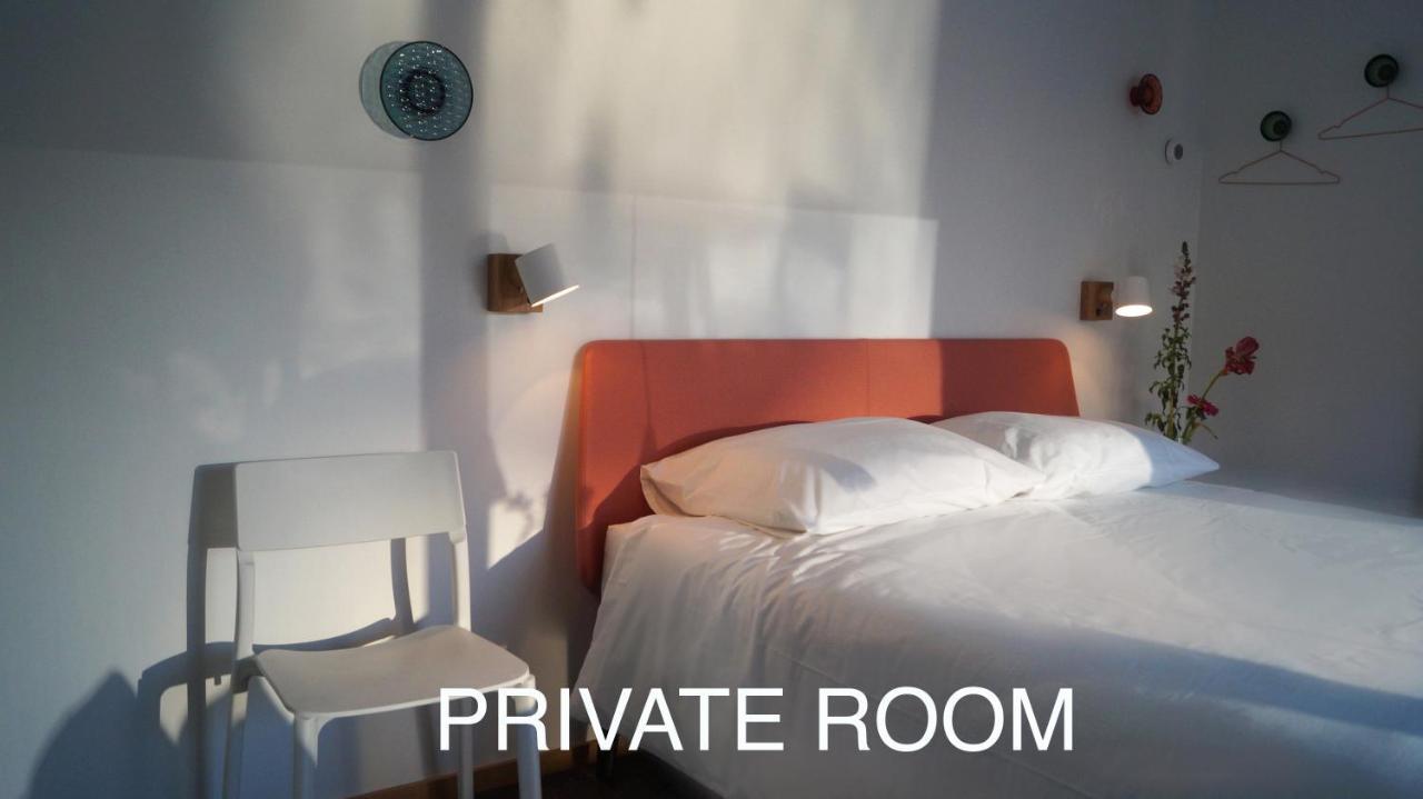 Room With A Few Amsterdam Luaran gambar