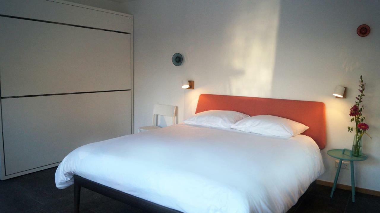 Room With A Few Amsterdam Luaran gambar