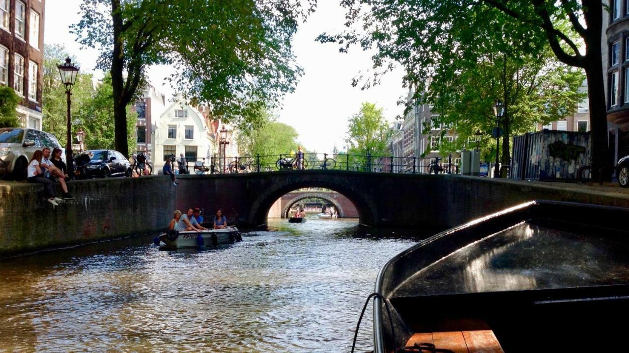 Room With A Few Amsterdam Luaran gambar